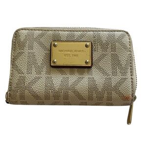 Michael Kors Cream and Gold Women's Wallet